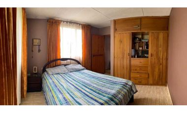 VENDO CASA CON LOTE. REA 672 m2  PACHO CUNDINAMARCA