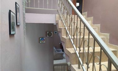 VENDO CASA CON LOTE. REA 672 m2  PACHO CUNDINAMARCA