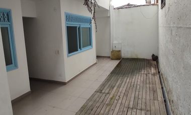 CASA COMERCIAL EN VENTA UBICADA EN EL RETIRO SECTOR CENTRO