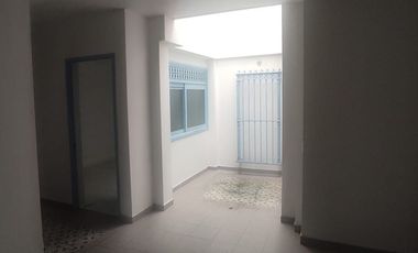 CASA COMERCIAL EN VENTA UBICADA EN EL RETIRO SECTOR CENTRO