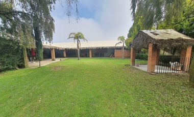 VENTA RESTAURANTE y JARDIN DE EVENTOS EN CALIMAYA, MÉXICO
