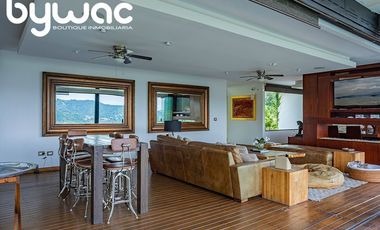 CASA  CON VISTA PANORÁMICA