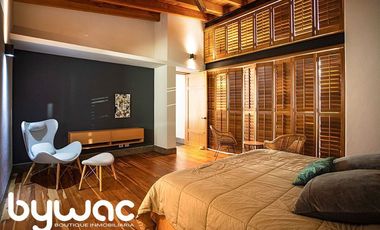 CASA CON   VISTA AL LAGO