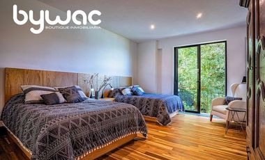CASA CON   VISTA AL LAGO