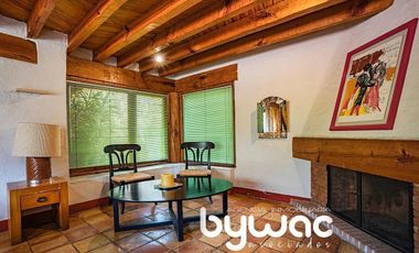 CASA CON VISTA AL LAGO