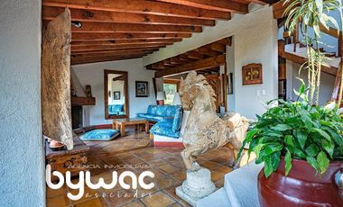 CASA CON VISTA AL LAGO