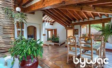 CASA CON VISTA AL LAGO