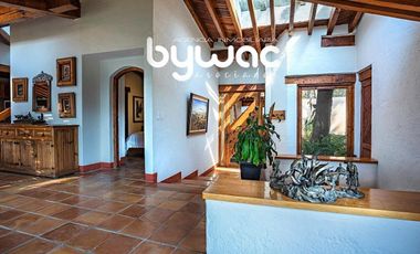 CASA CON VISTA AL LAGO