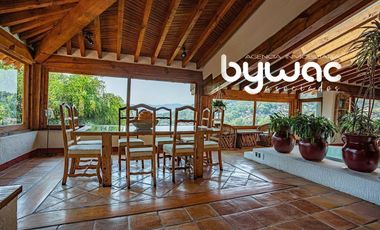 Casa en Venta Valle de Bravo