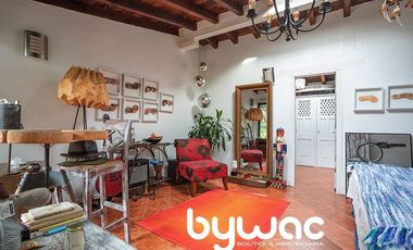CASA EN AVÁNDARO CON GRAN JARDÍN