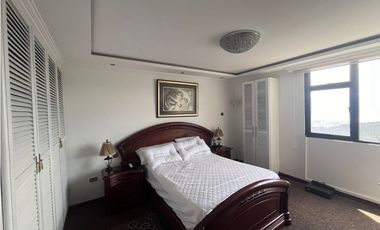 González Suárez, Departamento en  Renta, 240m2, 3 Habitaciones.