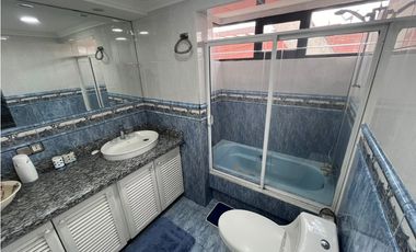 González Suárez, Departamento en  Renta, 240m2, 3 Habitaciones.