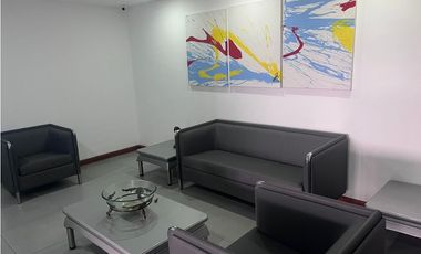 González Suárez, Departamento en  Renta, 240m2, 3 Habitaciones.