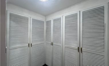 González Suárez, Departamento en  Renta, 240m2, 3 Habitaciones.