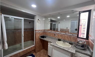 González Suárez, Departamento en  Renta, 240m2, 3 Habitaciones.