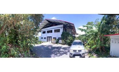 VENDO CASA A 1000M.S.N.M. Y 4000MTS BOQUETE