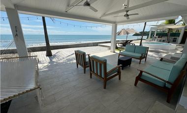 VENTA DE CASA DE PLAYA REMODELADA EN EL PALMAR