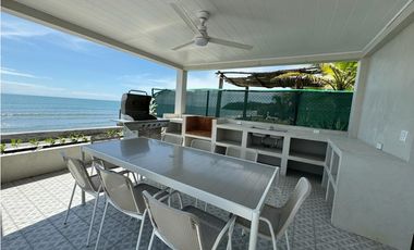 VENTA DE CASA DE PLAYA REMODELADA EN EL PALMAR
