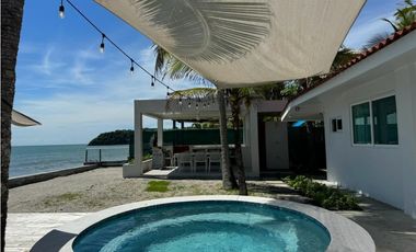 VENTA DE CASA DE PLAYA REMODELADA EN EL PALMAR