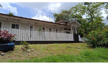 VENTA CASA EN ANCÓN PARASO A 12 MIN DE ALBROOK MALL KAF