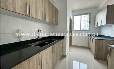 Venta de apartamento  en Hato Pintado