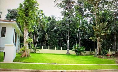 Se VENDE Casa en Senderos Camino de Cruces Modelo Esmeralda 3, Clayton