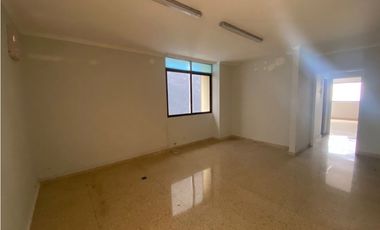 OFICINA / BELLA VISTA / EL CANGREJO / 85 M2 / CON 4 DIVISIONES