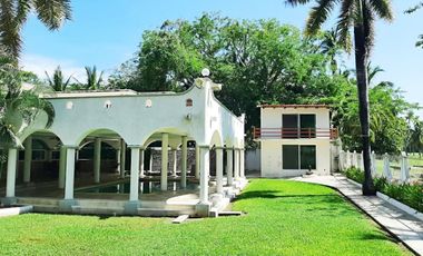 Residencia en Venta en Ixtapa