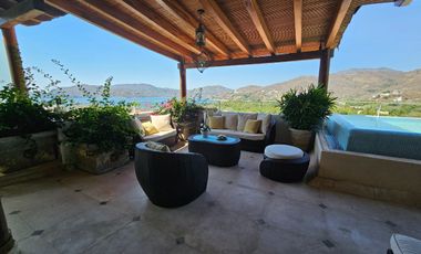 PenthHouse   with 2 separate floors Ocean View Playa La Ropa