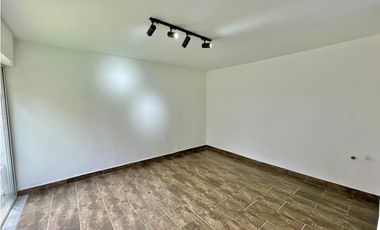 Local comercial en Laureles