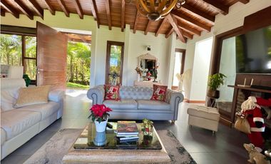 Casa en la Milla de oro de Llano Grande