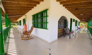 Espectacular Finca en Copacabana