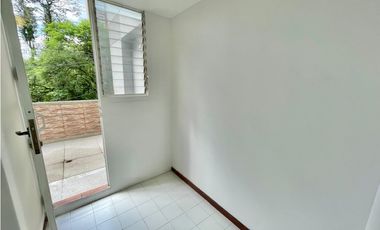 Apartamento en tranversal inferior sector El Poblado