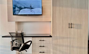 ApartaSuite con Balcón en Crespo 1