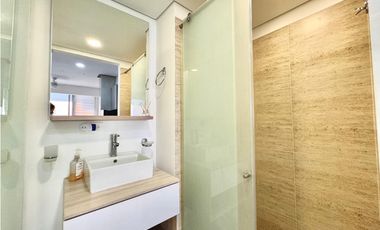 ApartaSuite con Balcón en Crespo 1