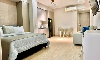 ApartaSuite con Balcón en Crespo 3