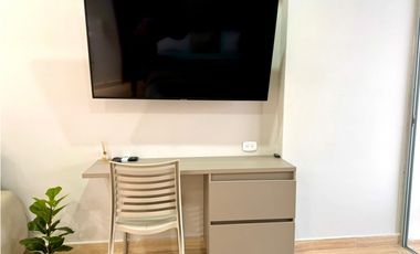 ApartaSuite con Balcón en Crespo 3