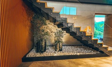 Espectacular casa en Escoberos, balcones de la novena