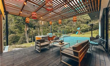 Espectacular casa en Escoberos, balcones de la novena