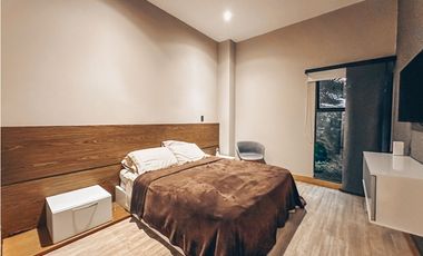 Espectacular casa en Escoberos, balcones de la novena