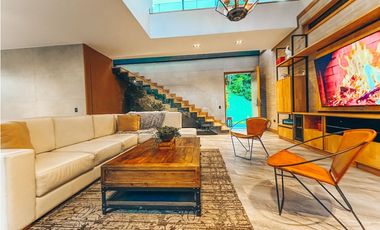 Espectacular casa en Escoberos, balcones de la novena