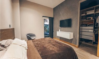 Espectacular casa en Escoberos, balcones de la novena