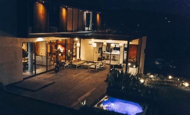 Espectacular casa en Escoberos, balcones de la novena