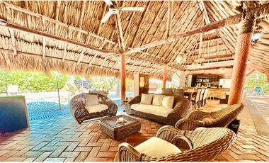 Casa en la isla Tierra bomba (Precio cambia por temporada)