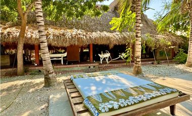 Casa en la isla Tierra bomba (Precio cambia por temporada)