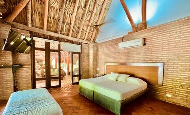 Casa en la isla Tierra bomba (Precio cambia por temporada)