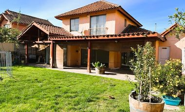 ARRIENDO CASA 5HAB 3BA AYRES DE CHICUREO