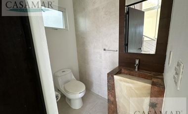 AMPLIA CASA SOLA EN RENTA ZONA DIAMANTE