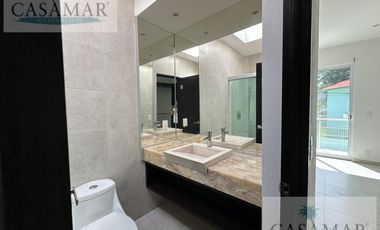 AMPLIA CASA SOLA EN RENTA ZONA DIAMANTE