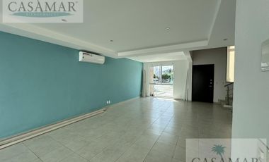 AMPLIA CASA SOLA EN RENTA ZONA DIAMANTE